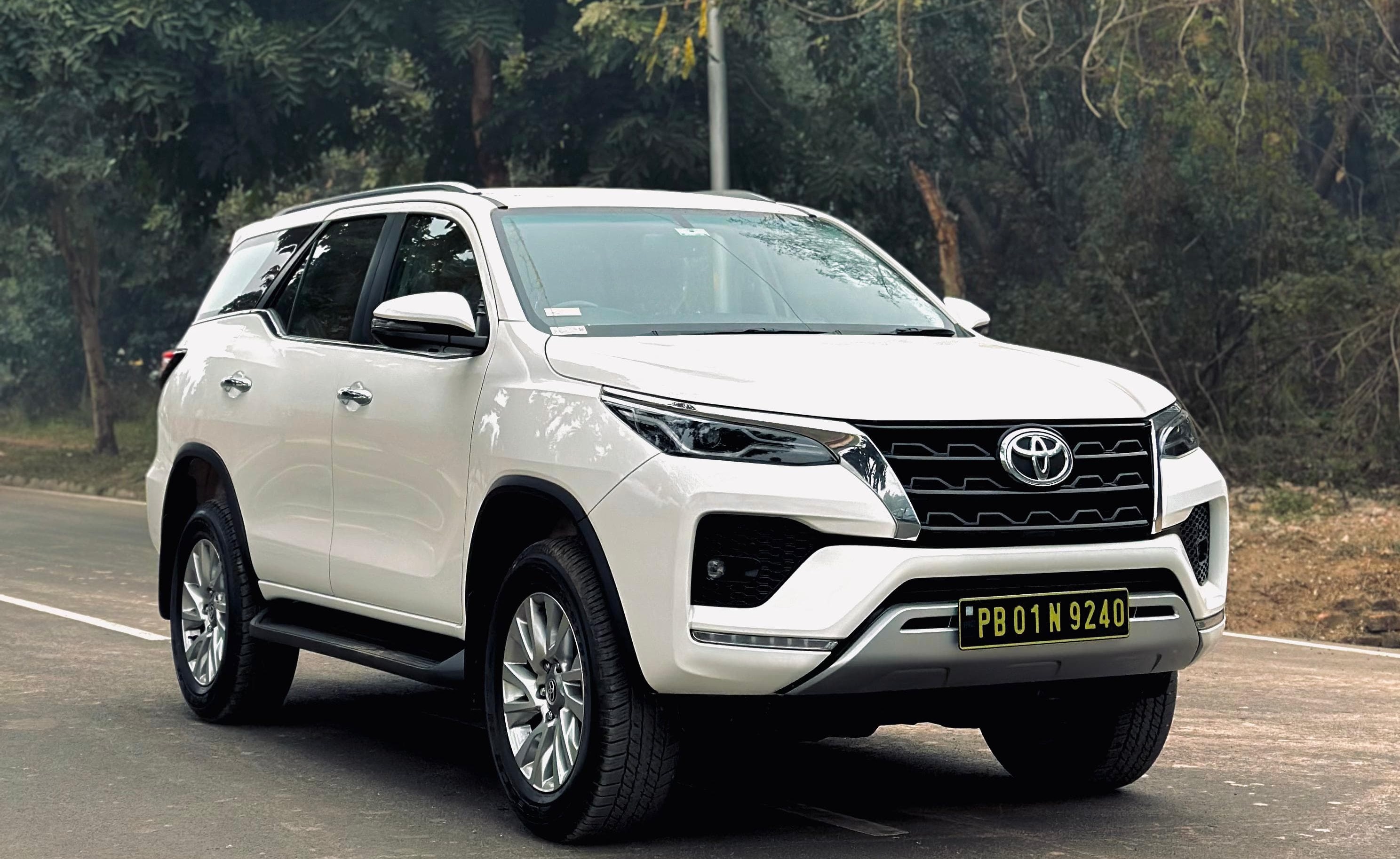 Toyota Fortuner 4X4 AT